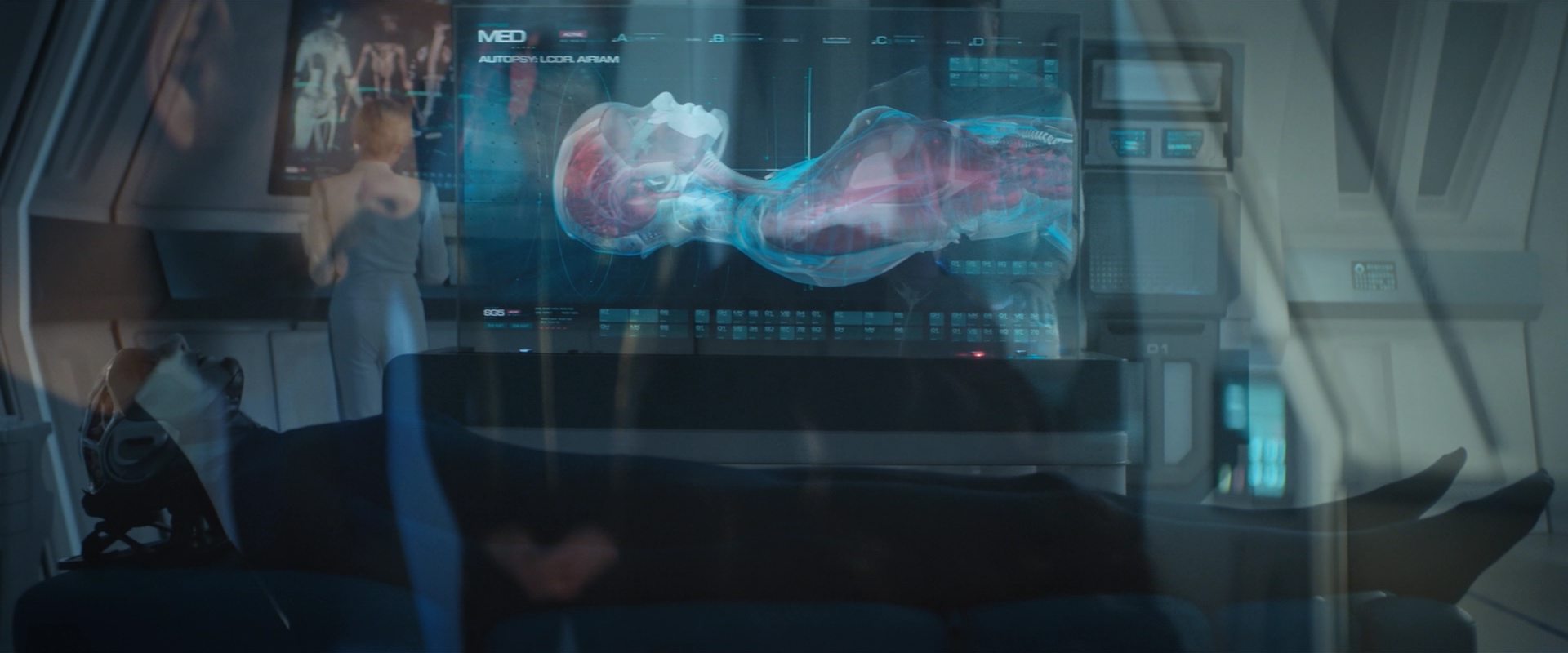extant_StarTrekDiscovery_2x10-TheRedAngel_00255.jpg