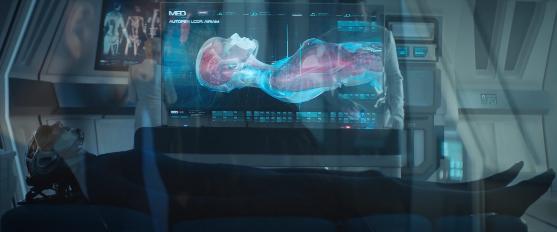 extant_StarTrekDiscovery_2x10-TheRedAngel_00256.jpg