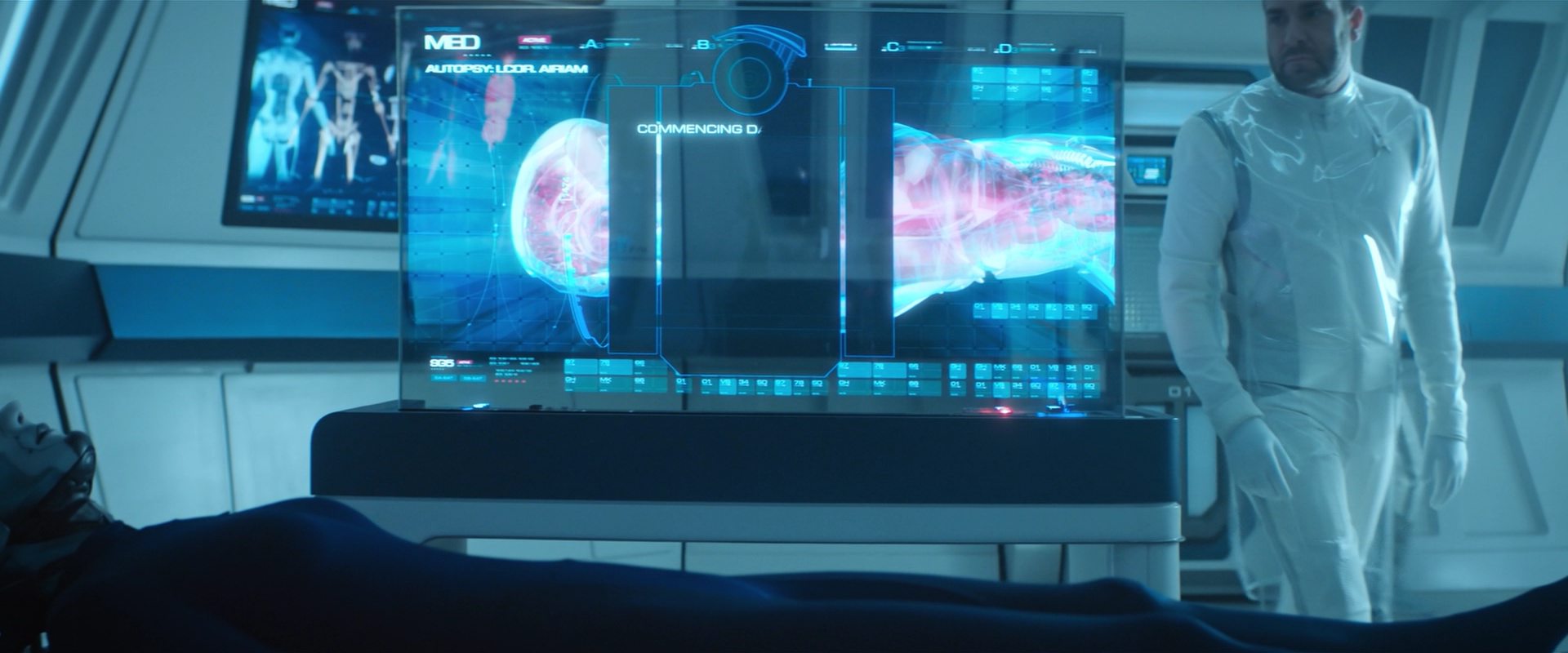 extant_StarTrekDiscovery_2x10-TheRedAngel_00263.jpg