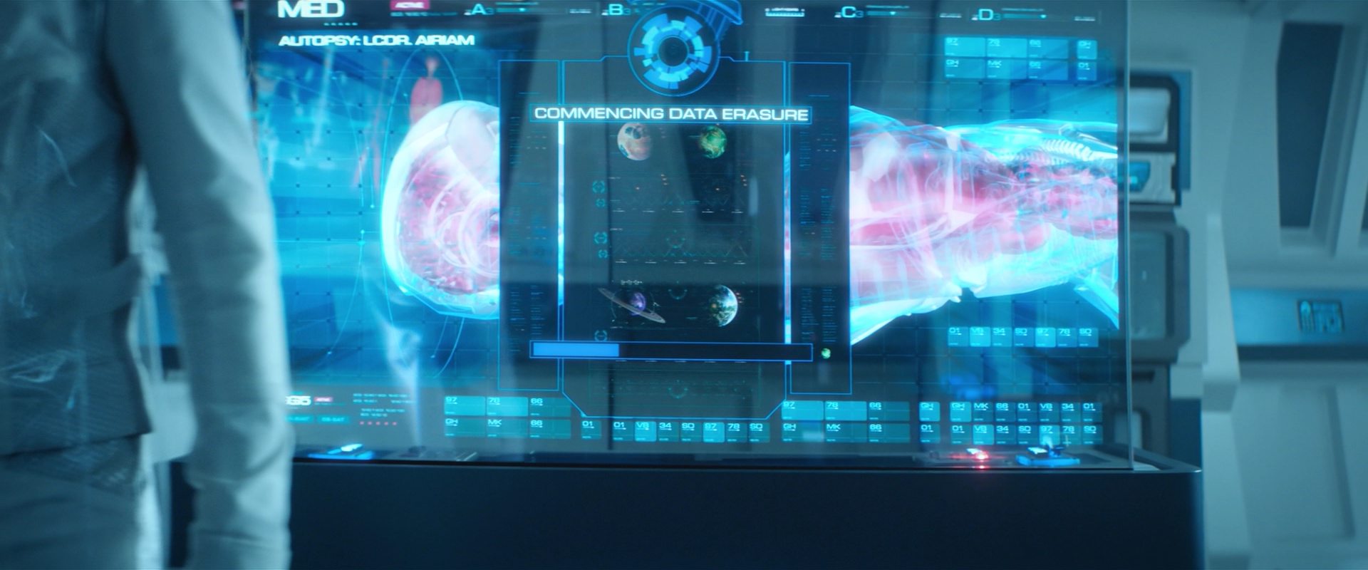 extant_StarTrekDiscovery_2x10-TheRedAngel_00270.jpg