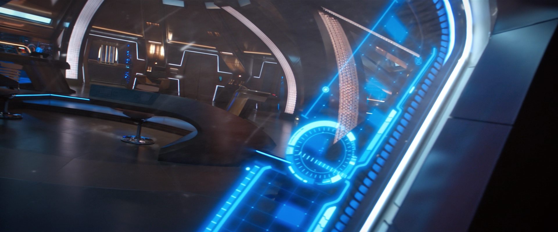 extant_StarTrekDiscovery_2x10-TheRedAngel_00410.jpg