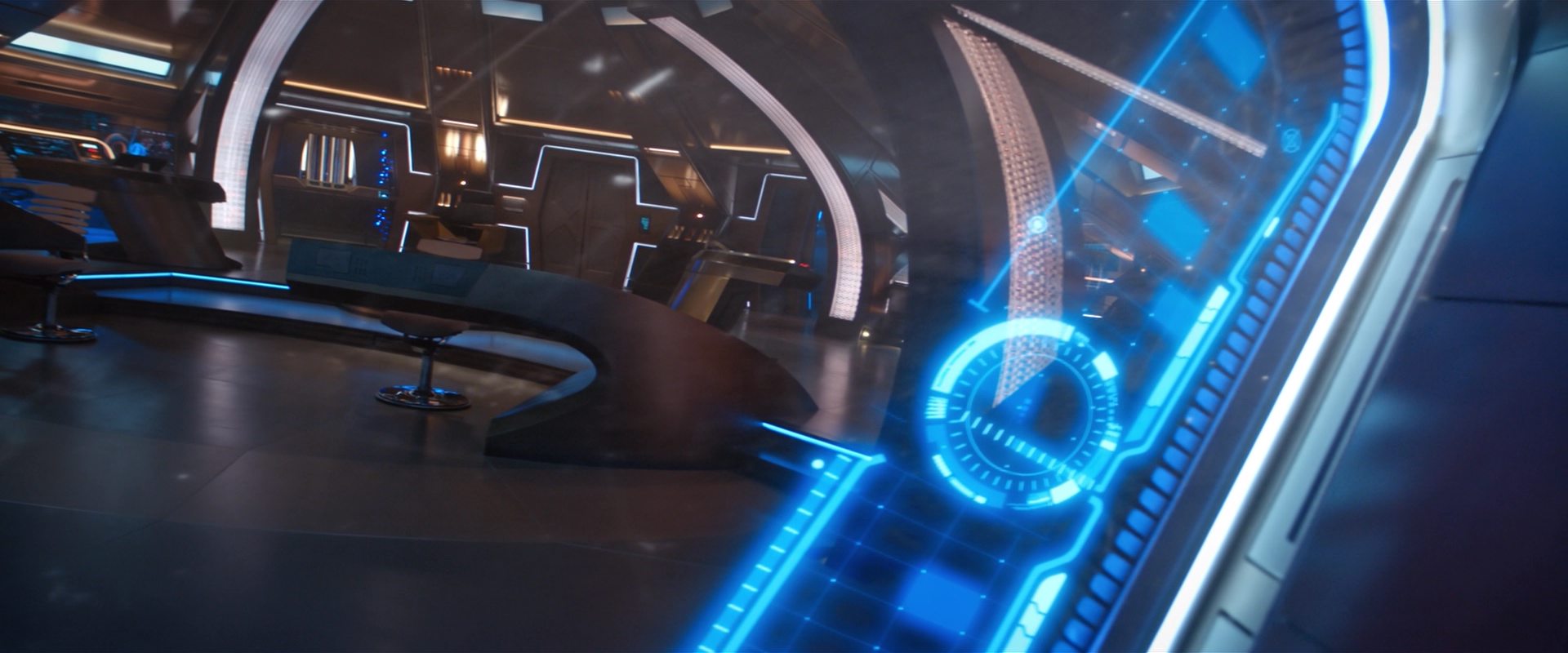 extant_StarTrekDiscovery_2x10-TheRedAngel_00411.jpg