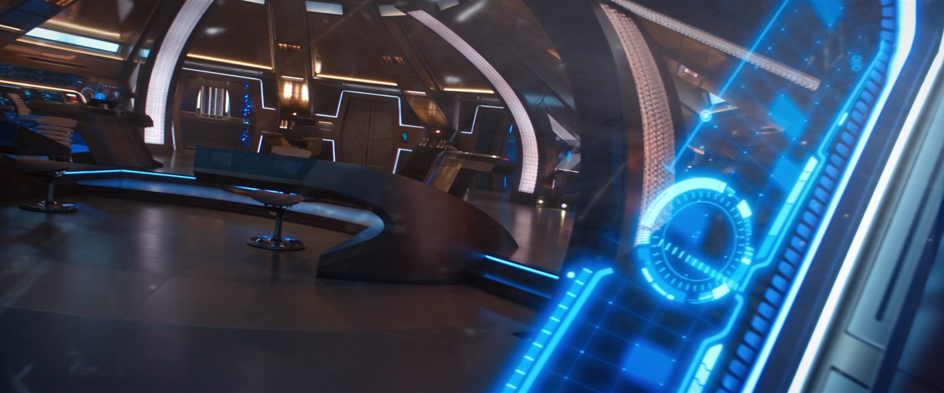 extant_StarTrekDiscovery_2x10-TheRedAngel_00412.jpg
