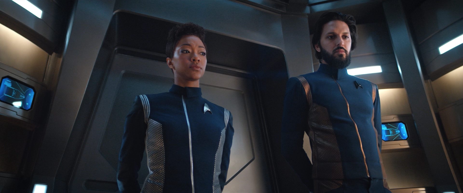 extant_StarTrekDiscovery_2x10-TheRedAngel_00640.jpg