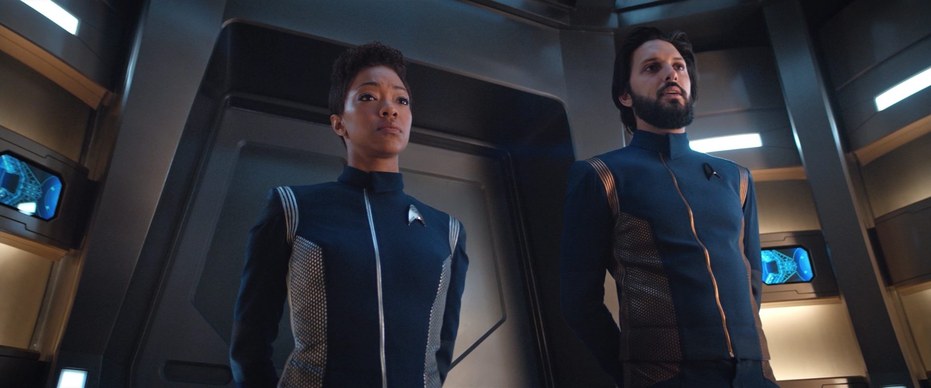 extant_StarTrekDiscovery_2x10-TheRedAngel_00671.jpg