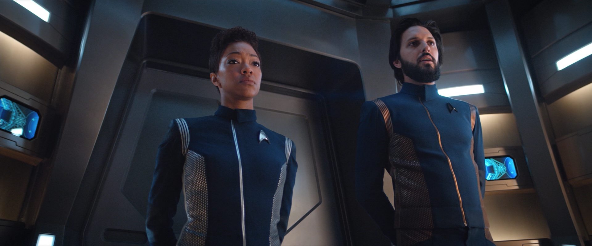 extant_StarTrekDiscovery_2x10-TheRedAngel_00672.jpg