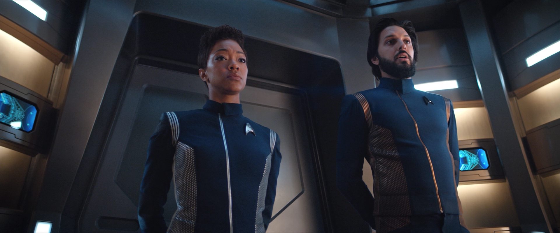 extant_StarTrekDiscovery_2x10-TheRedAngel_00676.jpg