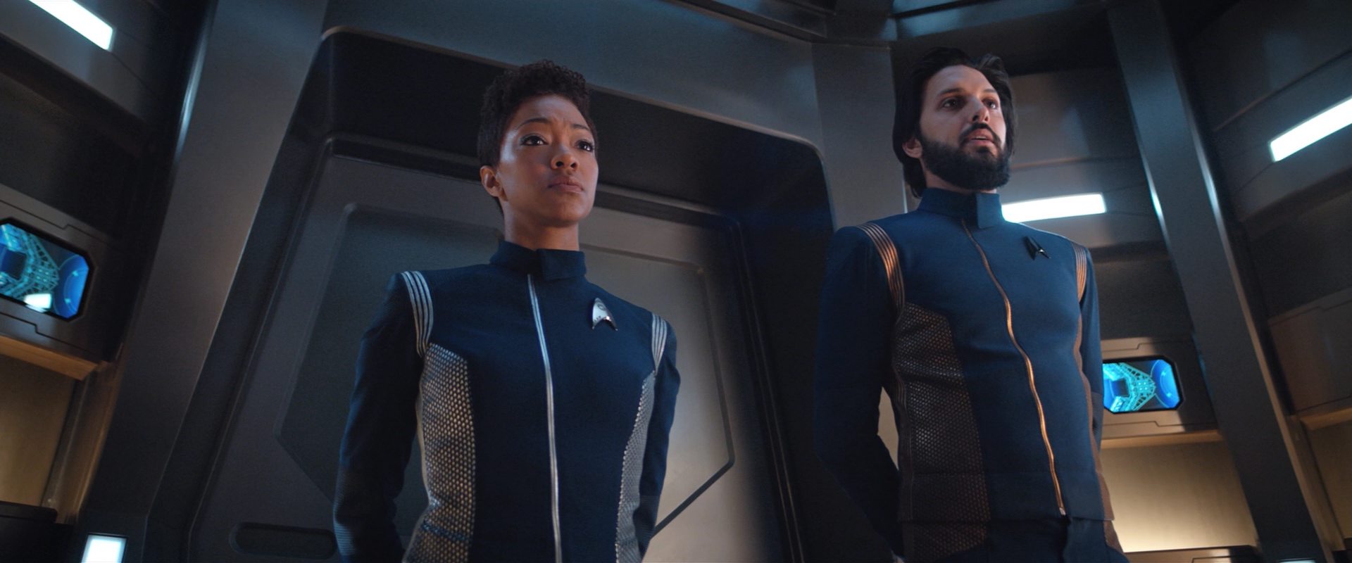 extant_StarTrekDiscovery_2x10-TheRedAngel_00678.jpg