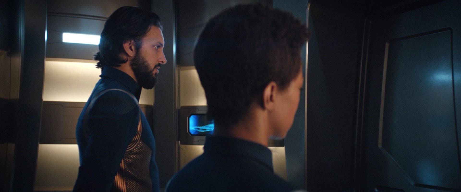extant_StarTrekDiscovery_2x10-TheRedAngel_00681.jpg