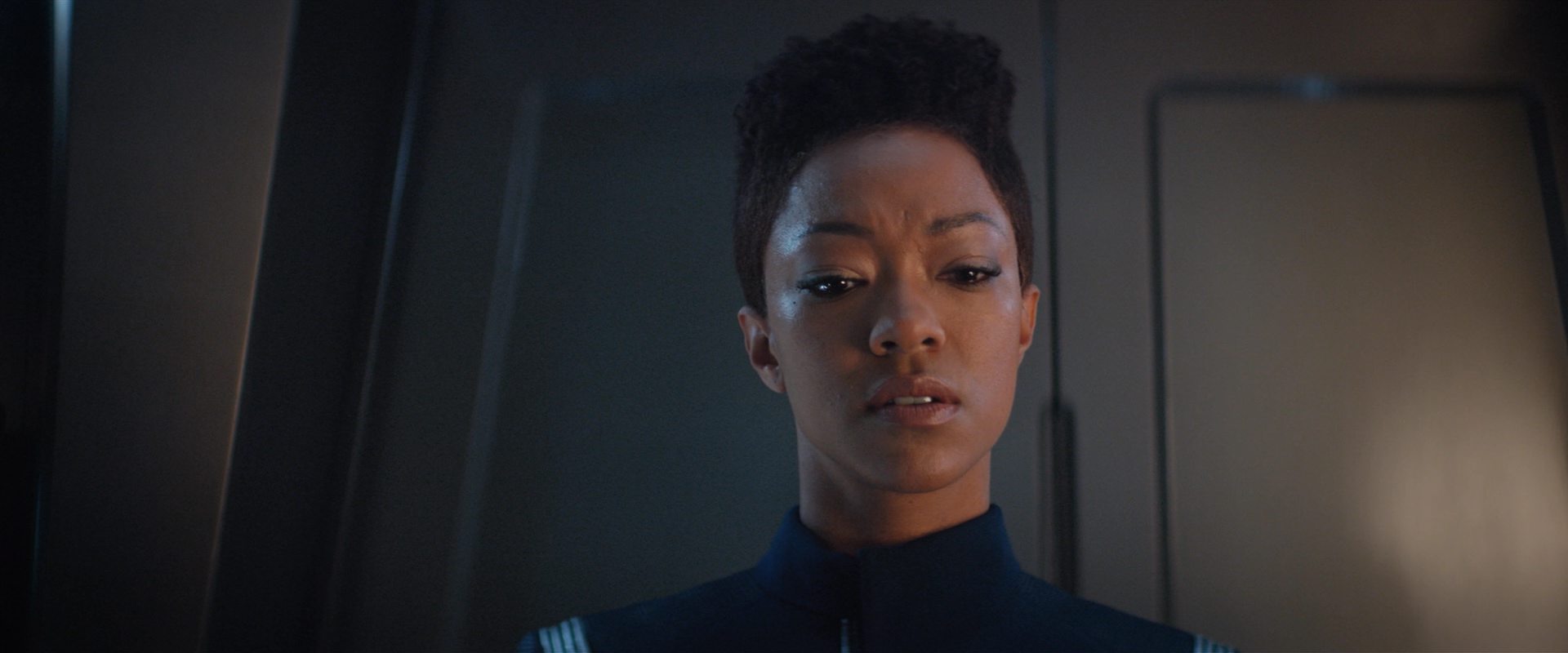extant_StarTrekDiscovery_2x10-TheRedAngel_00694.jpg