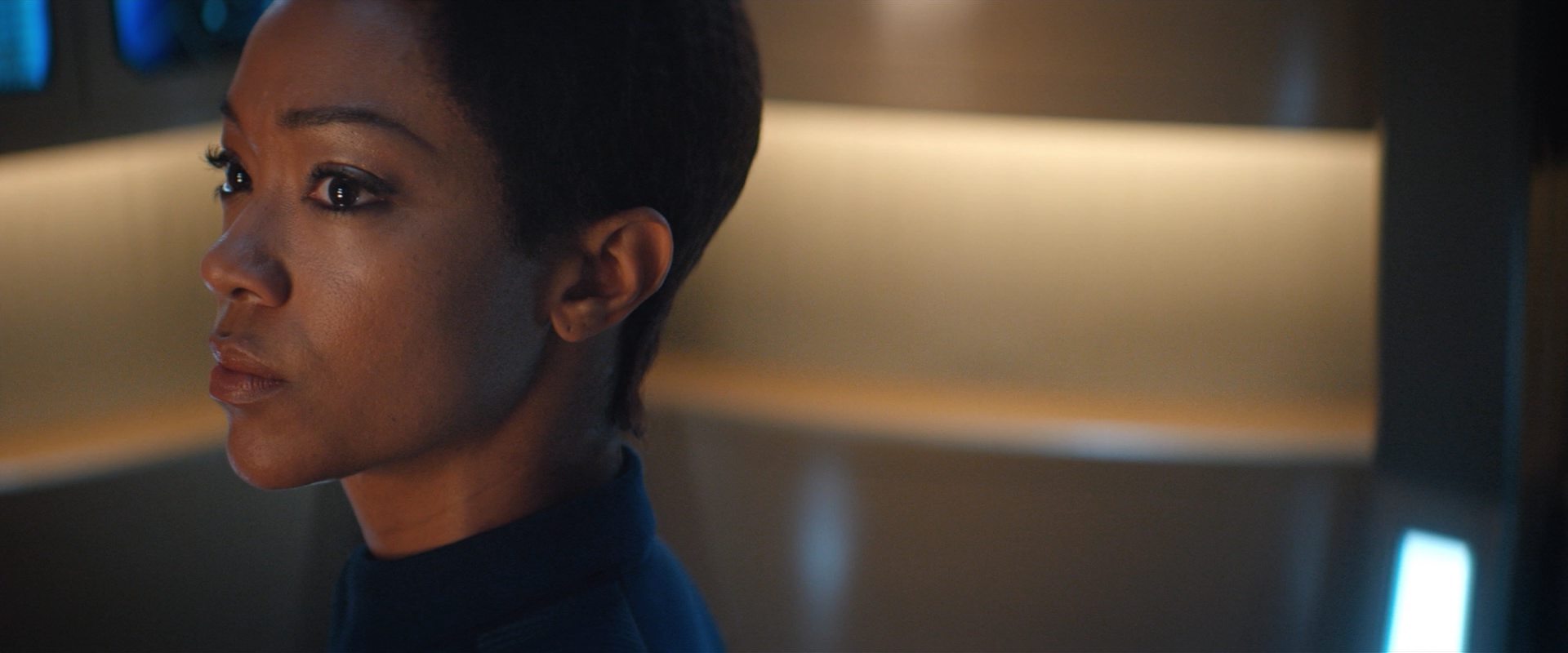 extant_StarTrekDiscovery_2x10-TheRedAngel_00710.jpg