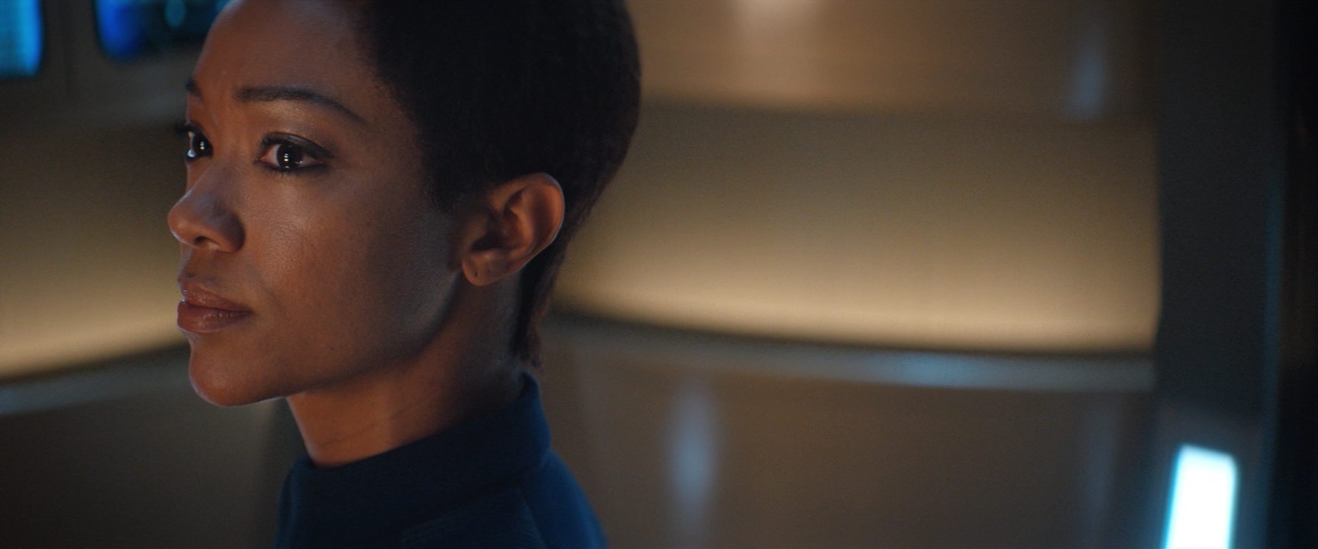 extant_StarTrekDiscovery_2x10-TheRedAngel_00712.jpg