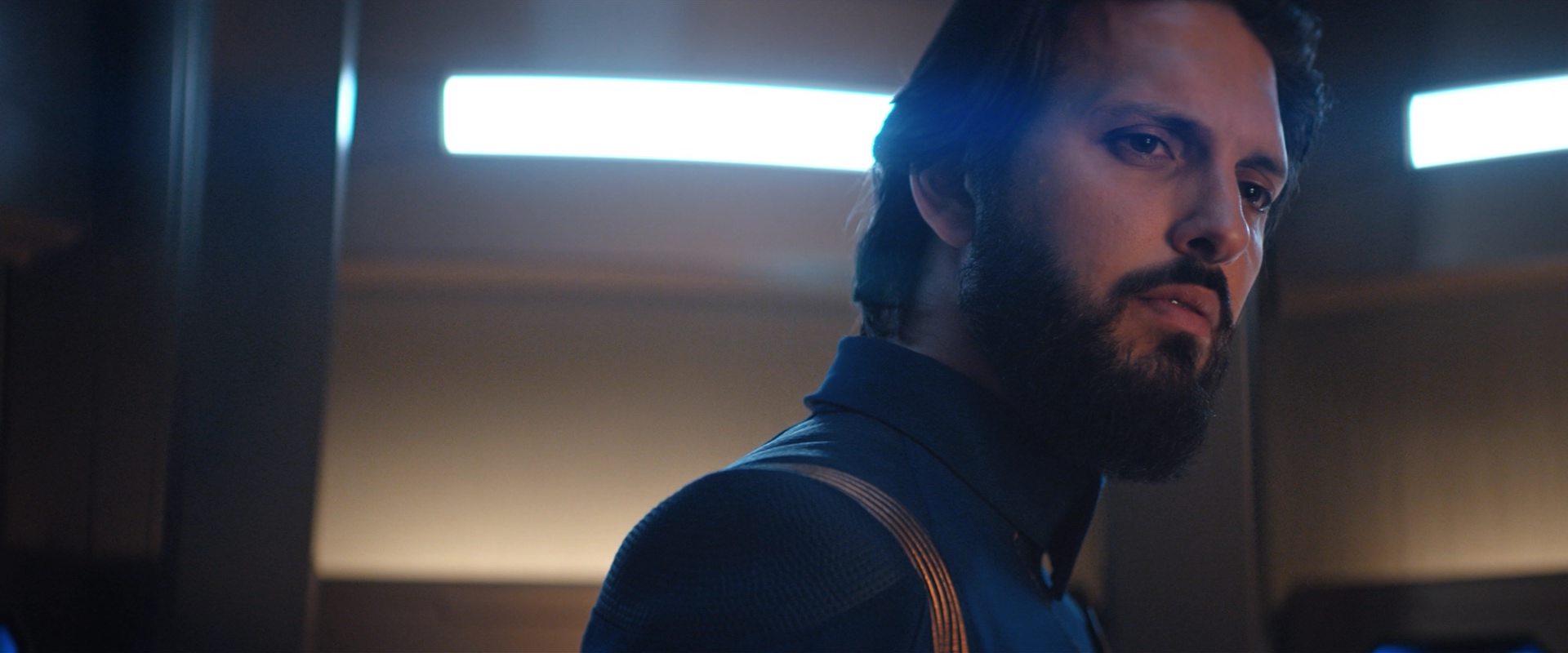 extant_StarTrekDiscovery_2x10-TheRedAngel_00733.jpg