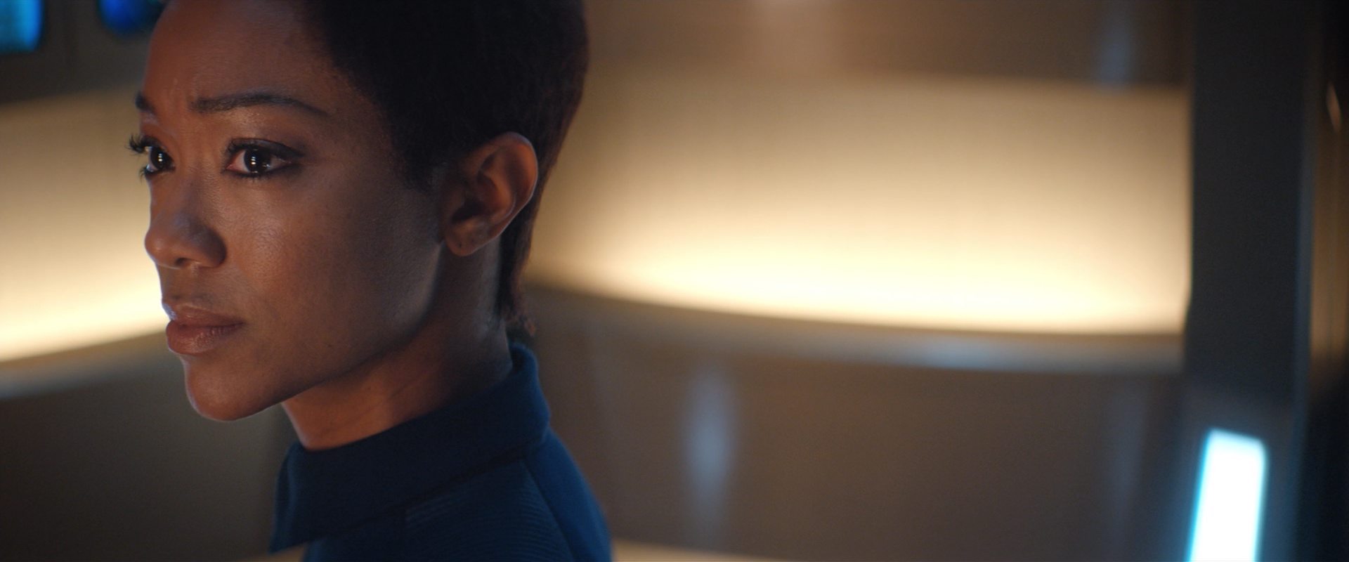 extant_StarTrekDiscovery_2x10-TheRedAngel_00755.jpg