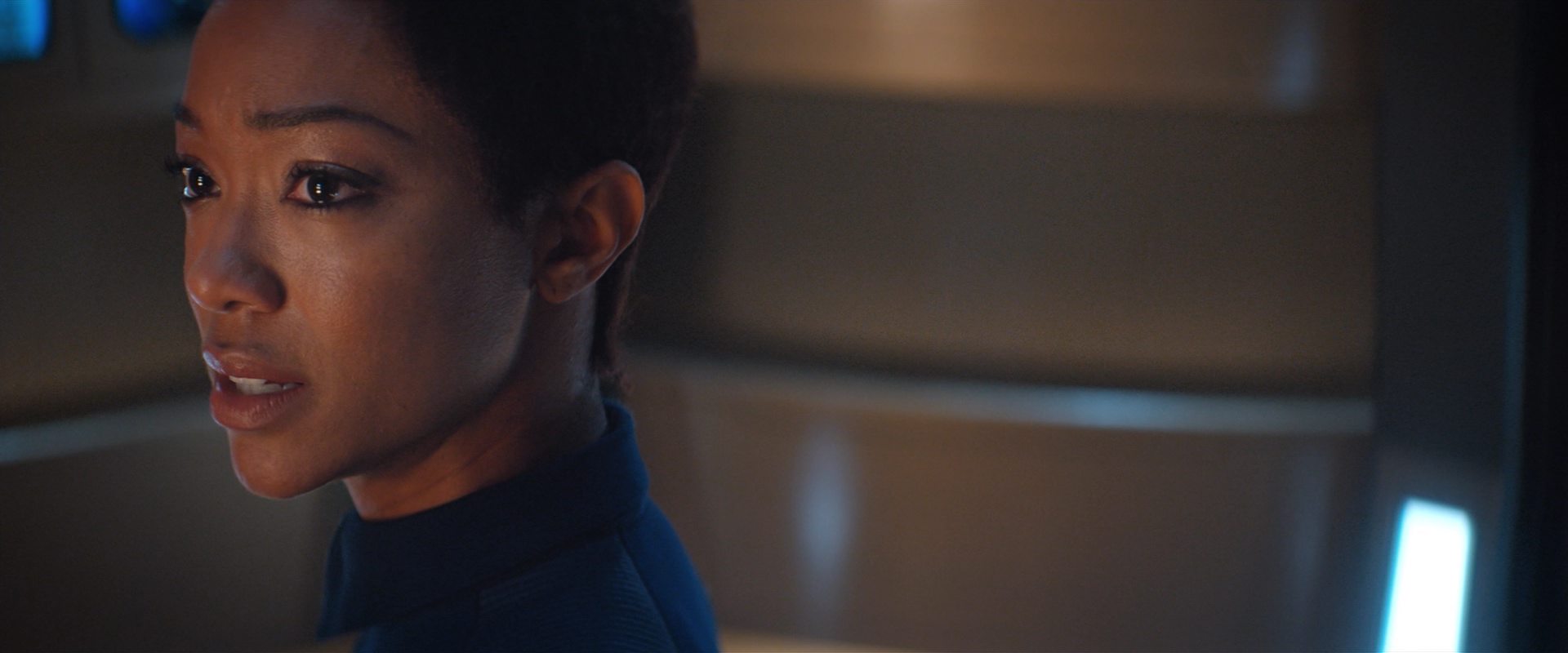 extant_StarTrekDiscovery_2x10-TheRedAngel_00759.jpg