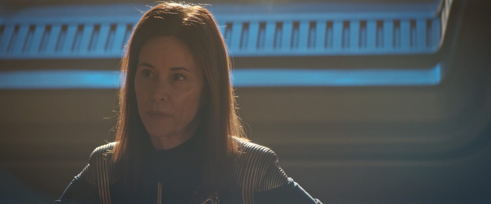extant_StarTrekDiscovery_2x10-TheRedAngel_00820.jpg
