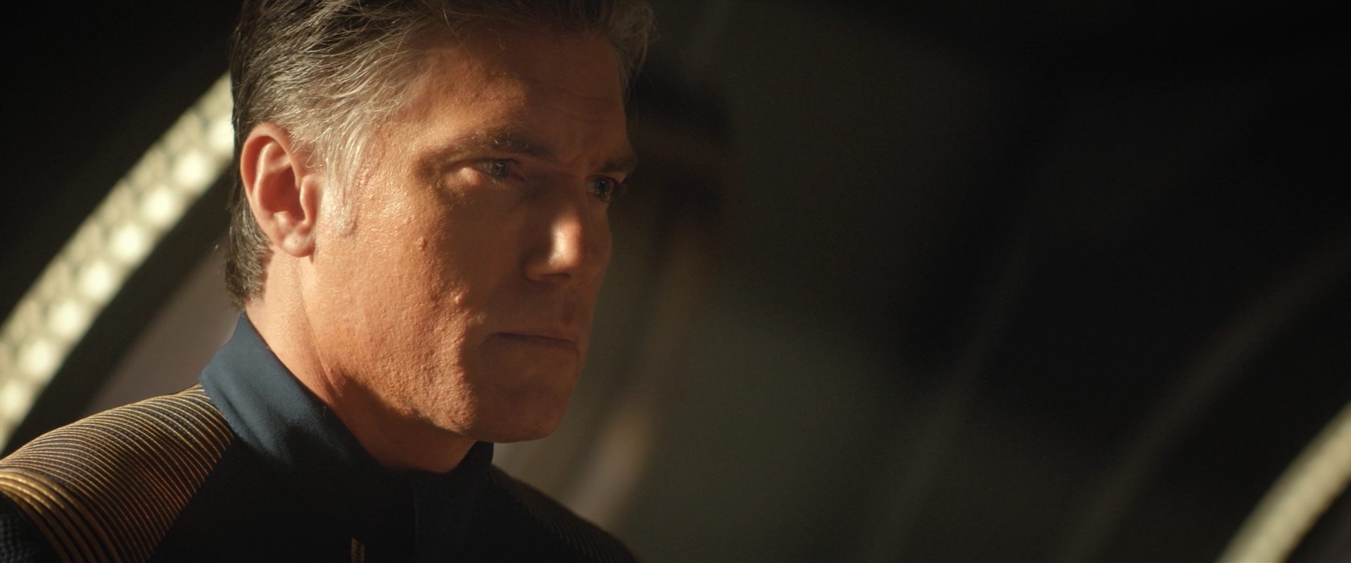 extant_StarTrekDiscovery_2x10-TheRedAngel_00858.jpg