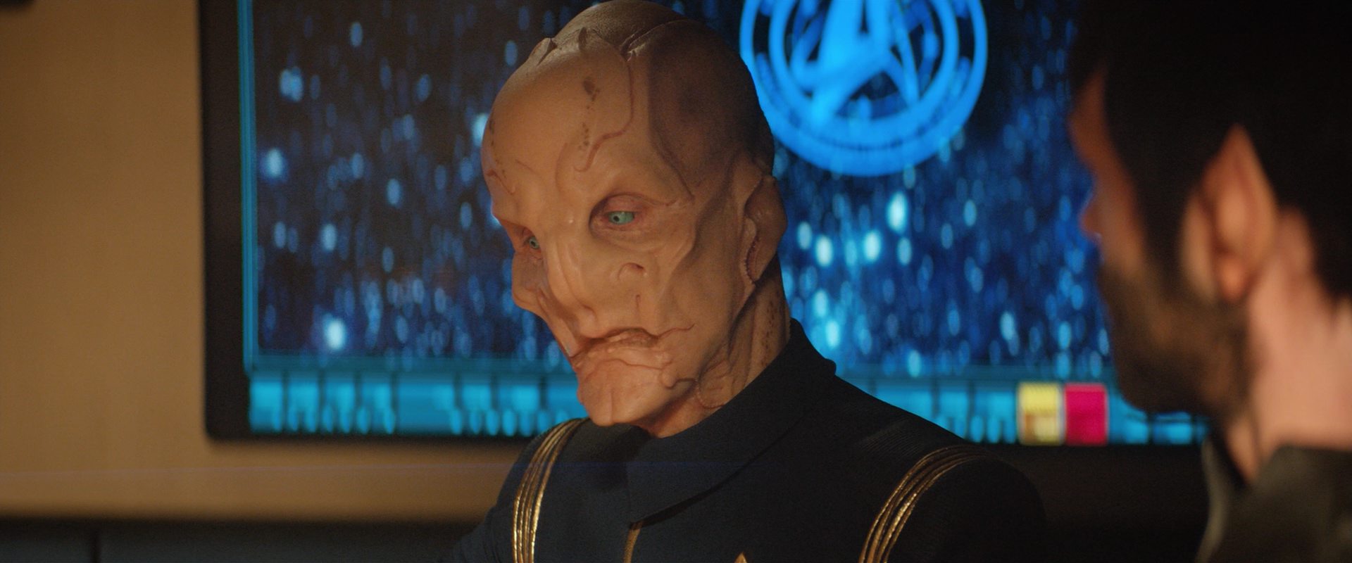 extant_StarTrekDiscovery_2x10-TheRedAngel_00863.jpg