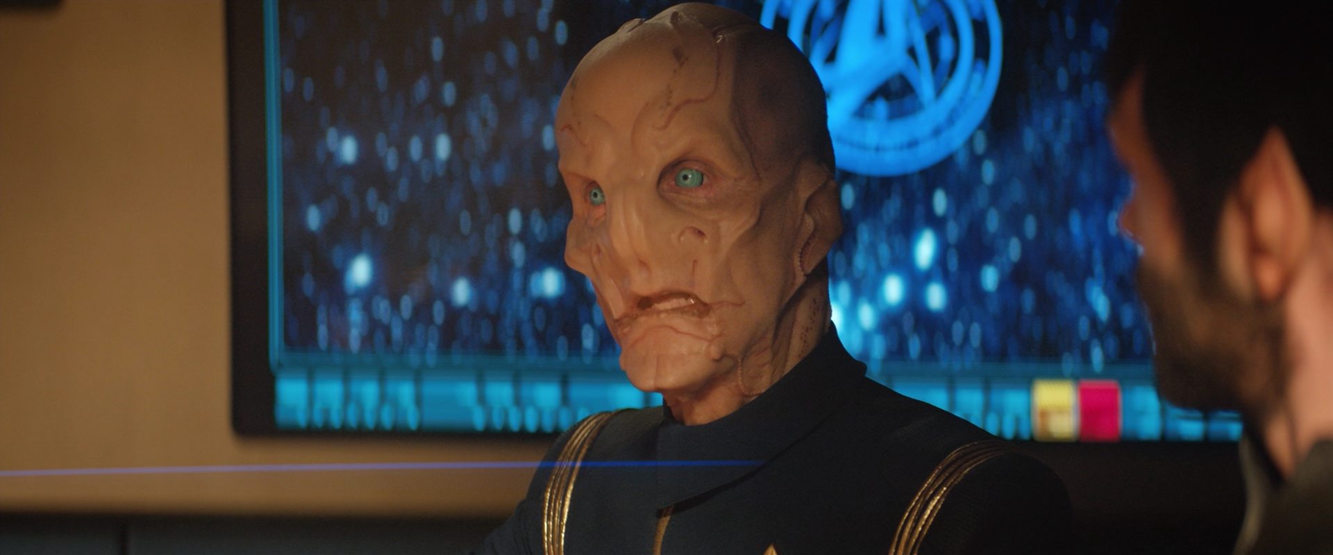 extant_StarTrekDiscovery_2x10-TheRedAngel_00867.jpg
