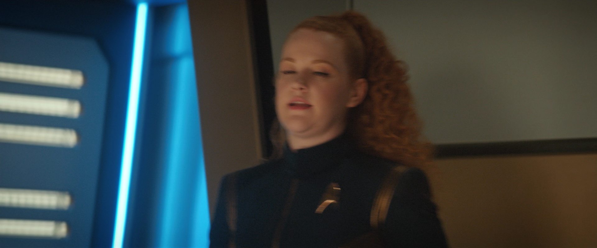 extant_StarTrekDiscovery_2x10-TheRedAngel_00929.jpg