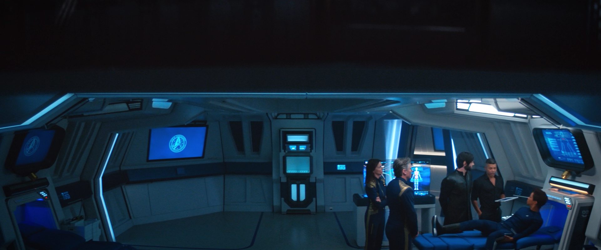 extant_StarTrekDiscovery_2x10-TheRedAngel_01243.jpg