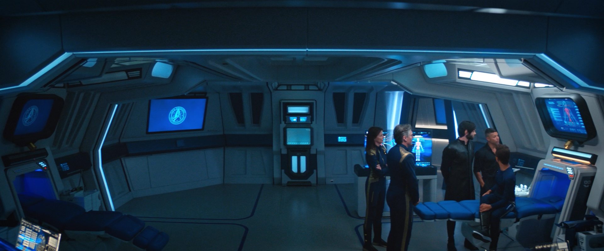 extant_StarTrekDiscovery_2x10-TheRedAngel_01249.jpg