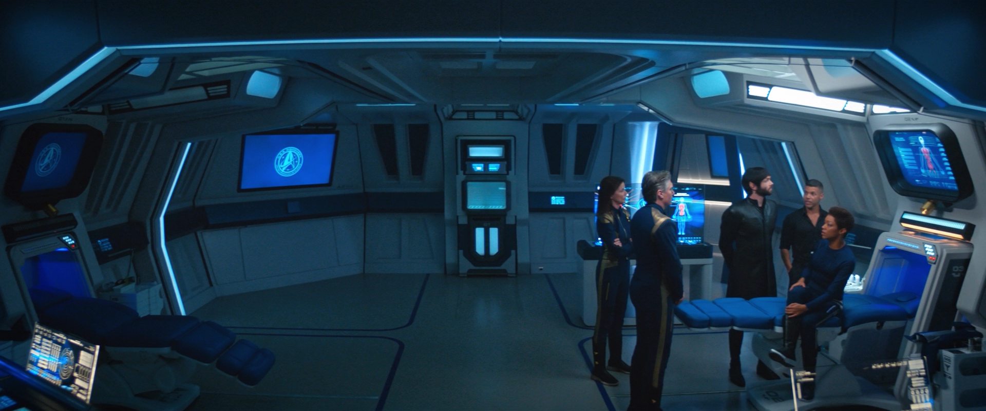 extant_StarTrekDiscovery_2x10-TheRedAngel_01253.jpg