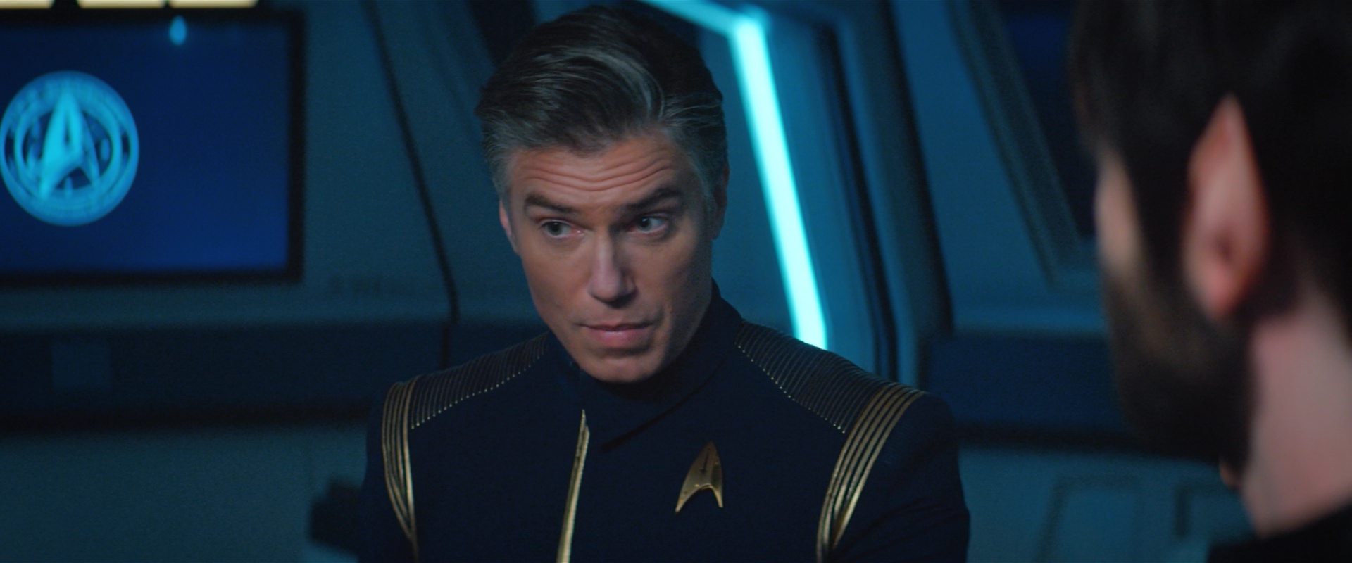 extant_StarTrekDiscovery_2x10-TheRedAngel_01299.jpg