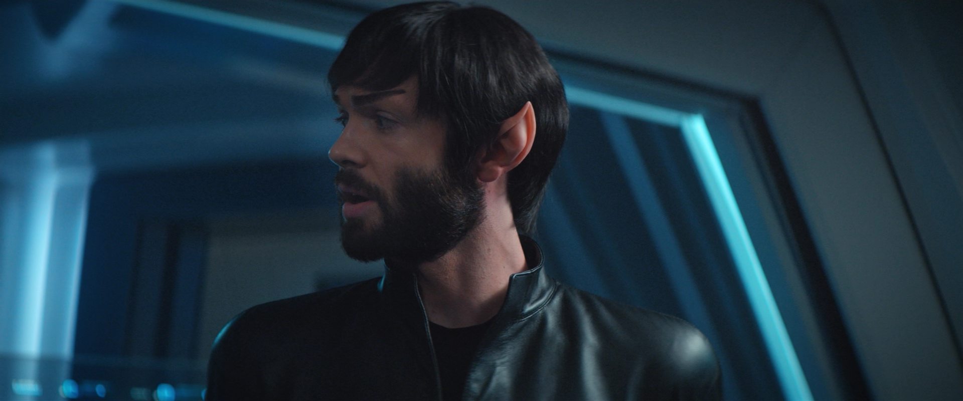 extant_StarTrekDiscovery_2x10-TheRedAngel_01325.jpg