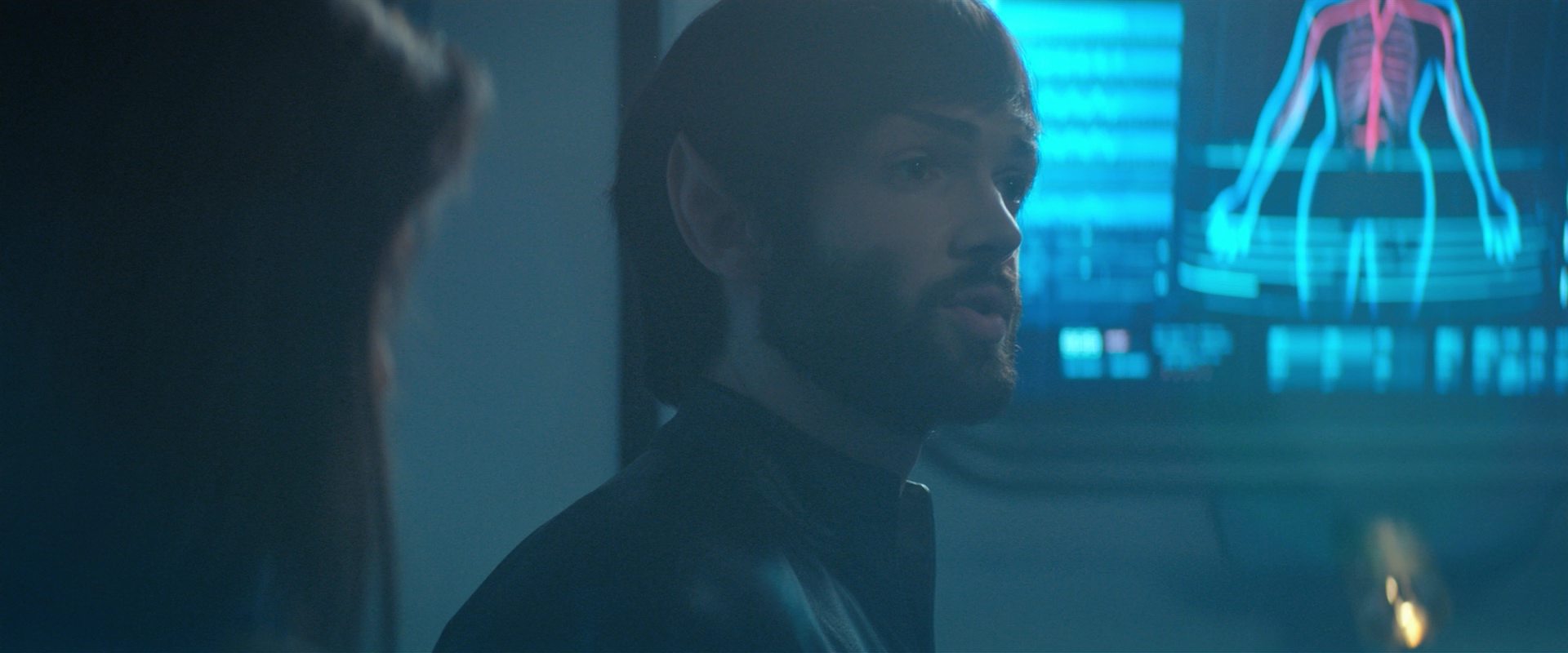 extant_StarTrekDiscovery_2x10-TheRedAngel_01344.jpg