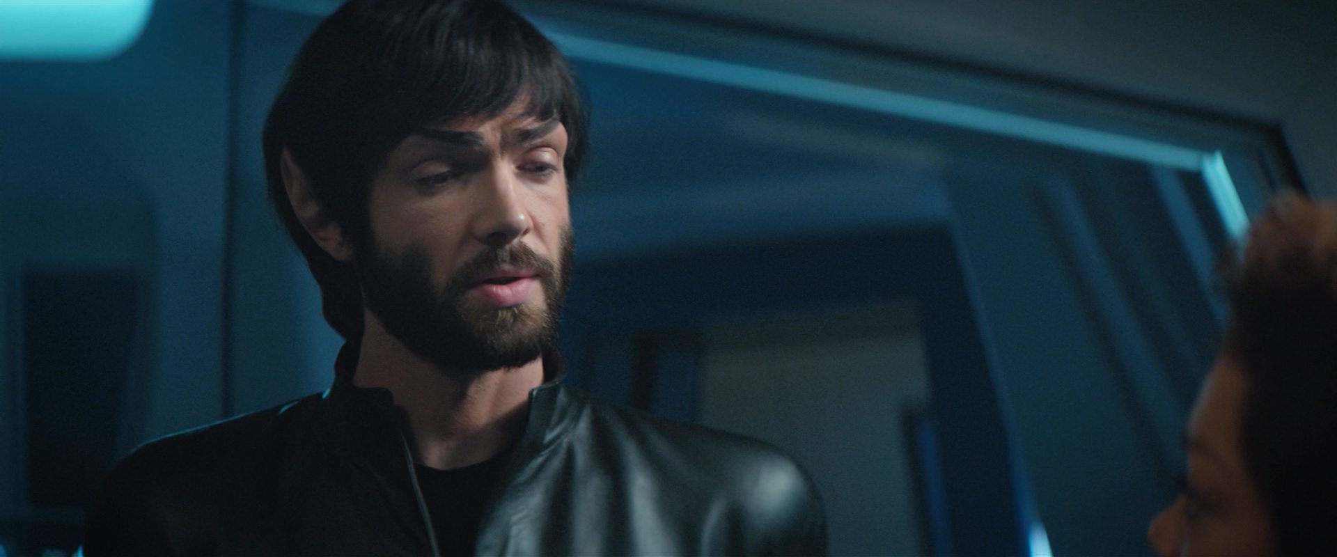 extant_StarTrekDiscovery_2x10-TheRedAngel_01366.jpg