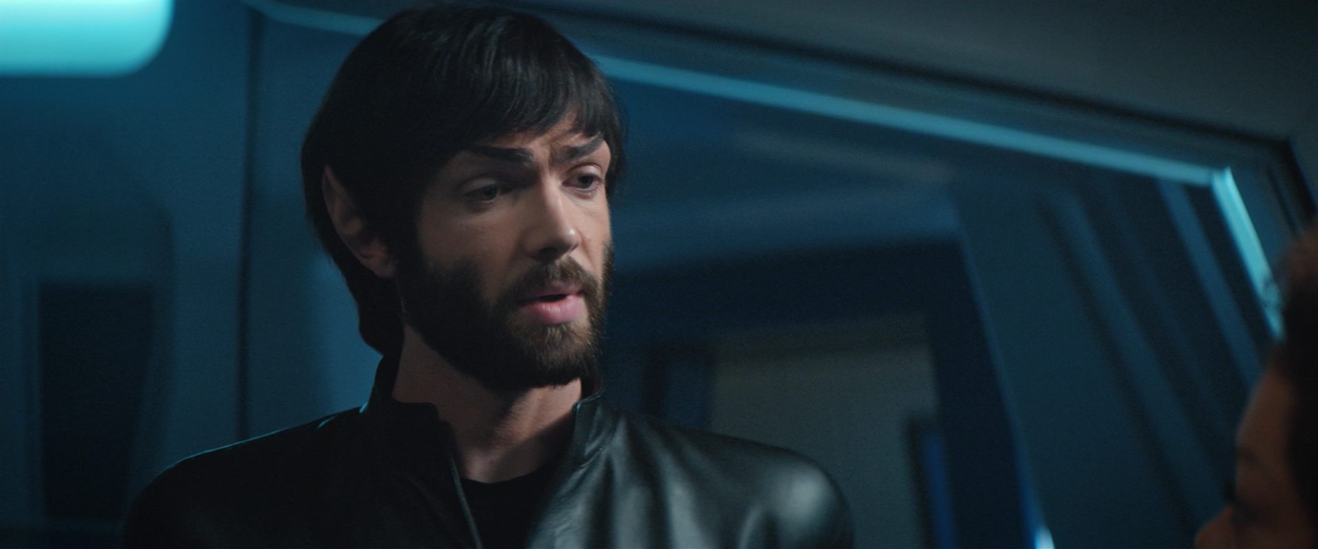 extant_StarTrekDiscovery_2x10-TheRedAngel_01367.jpg