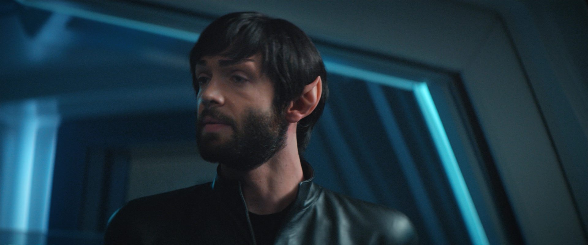 extant_StarTrekDiscovery_2x10-TheRedAngel_01382.jpg