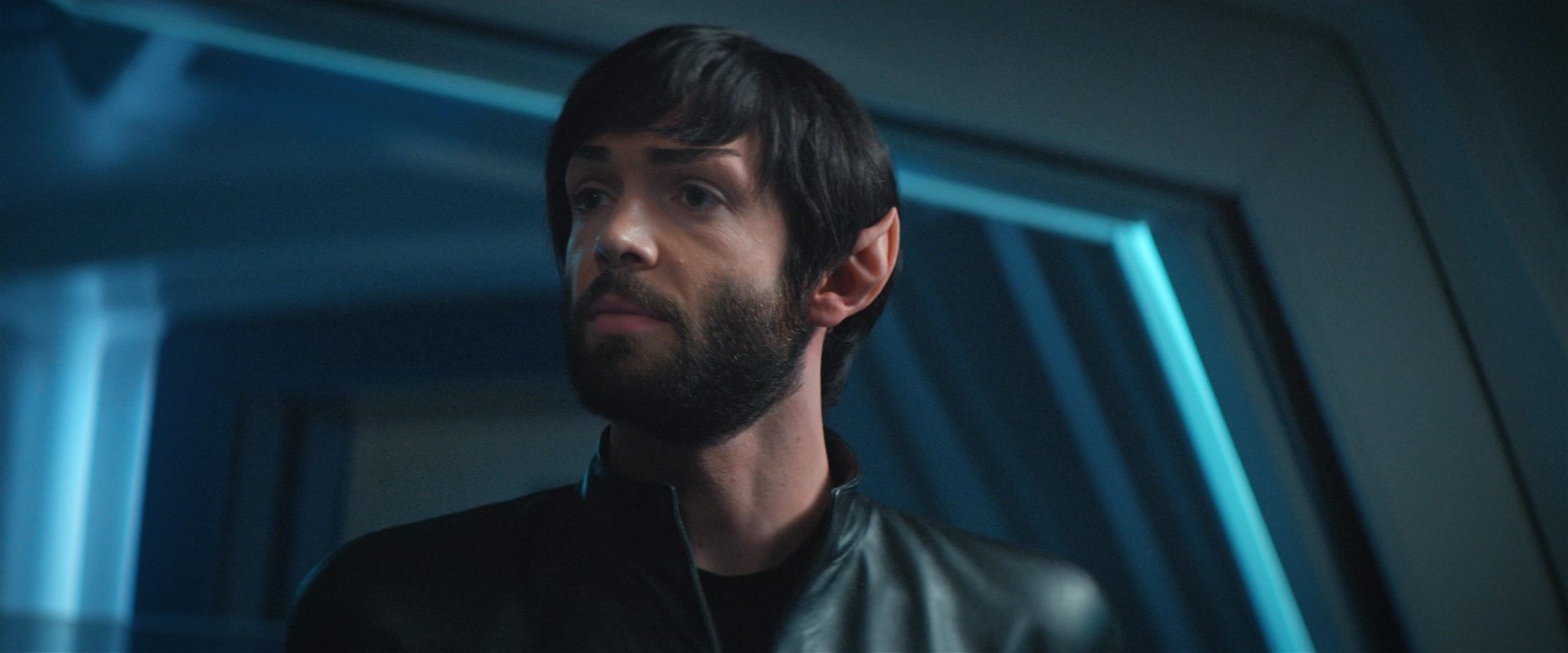 extant_StarTrekDiscovery_2x10-TheRedAngel_01383.jpg