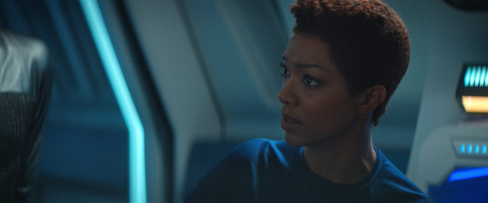 extant_StarTrekDiscovery_2x10-TheRedAngel_01404.jpg