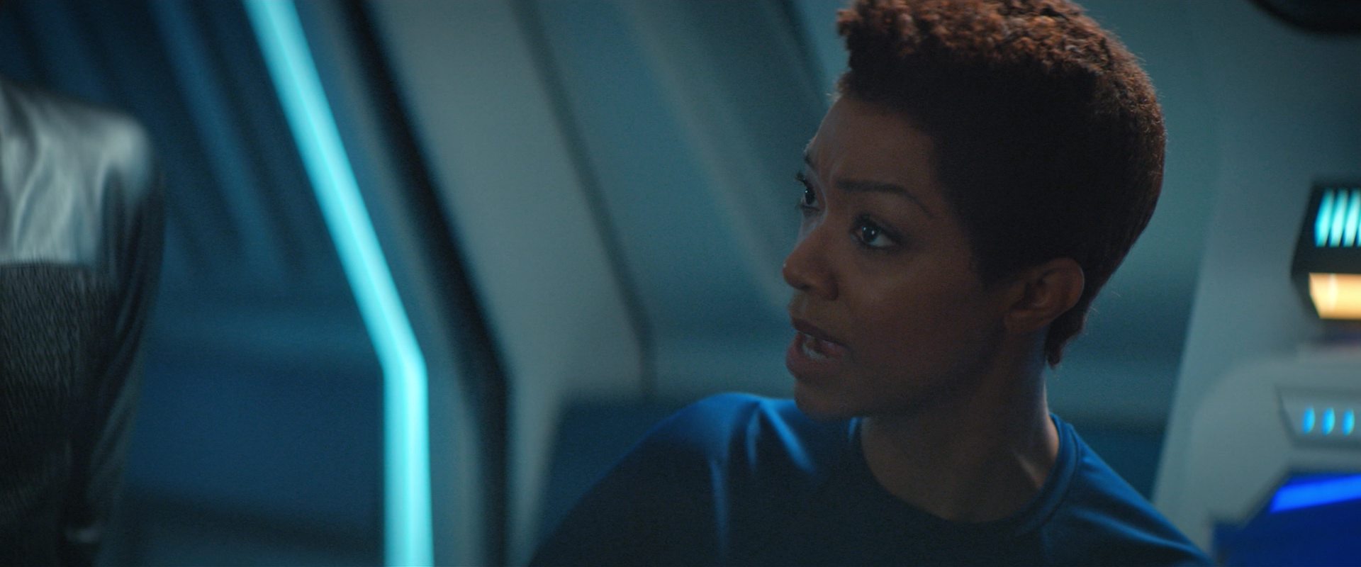 extant_StarTrekDiscovery_2x10-TheRedAngel_01405.jpg
