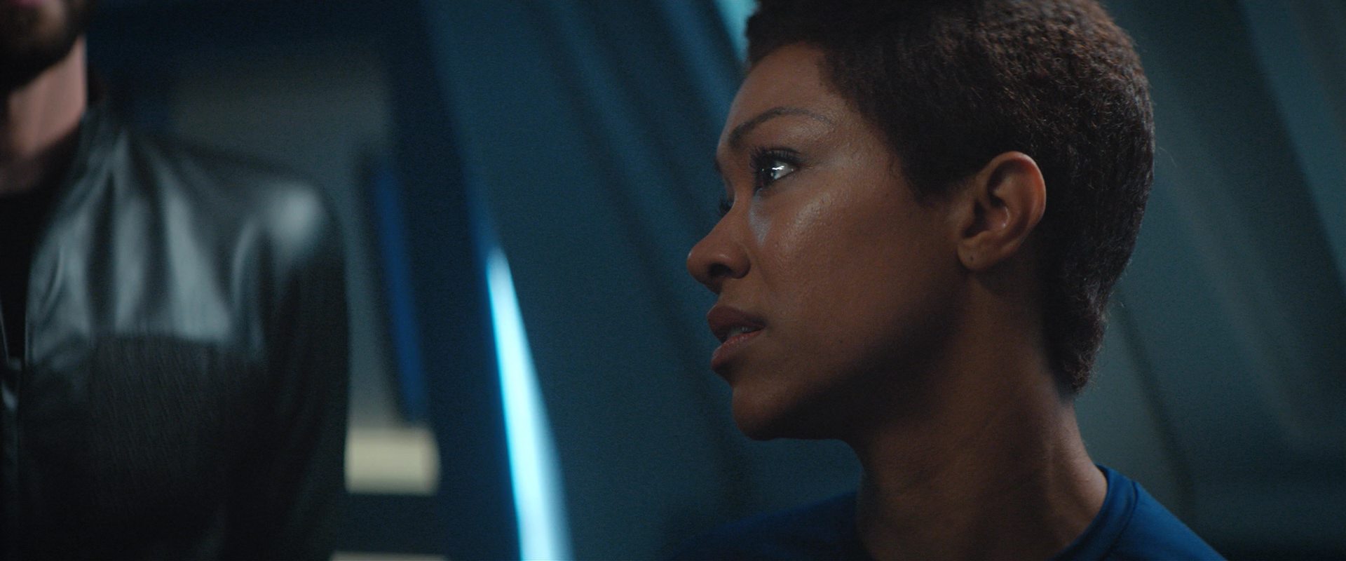 extant_StarTrekDiscovery_2x10-TheRedAngel_01437.jpg