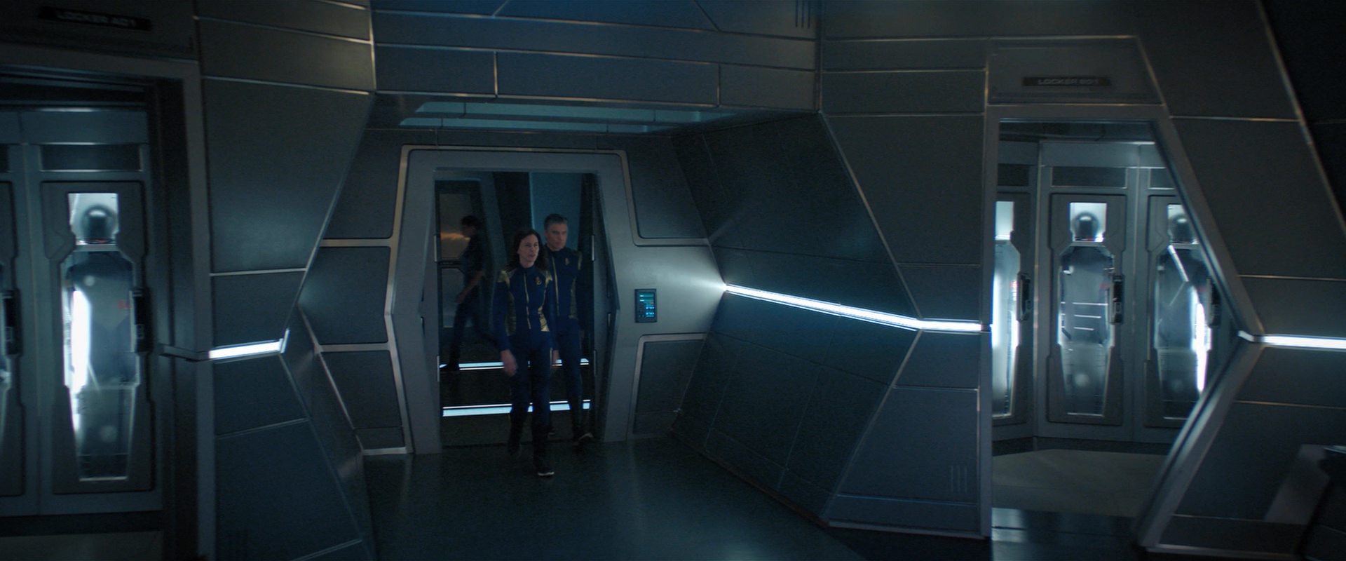 extant_StarTrekDiscovery_2x10-TheRedAngel_01461.jpg