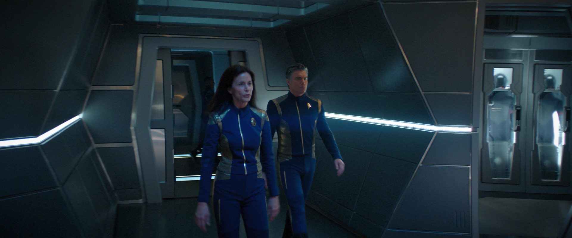 extant_StarTrekDiscovery_2x10-TheRedAngel_01464.jpg