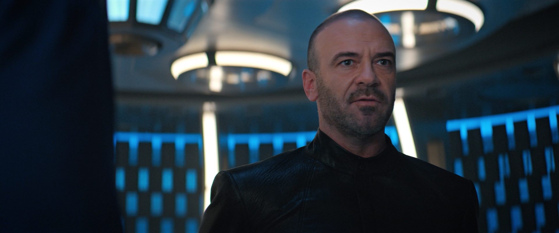 extant_StarTrekDiscovery_2x10-TheRedAngel_01524.jpg