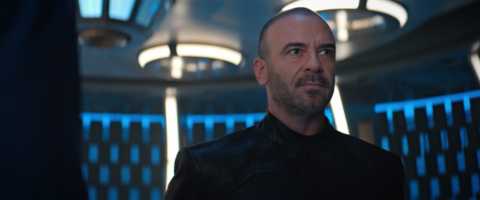 extant_StarTrekDiscovery_2x10-TheRedAngel_01527.jpg