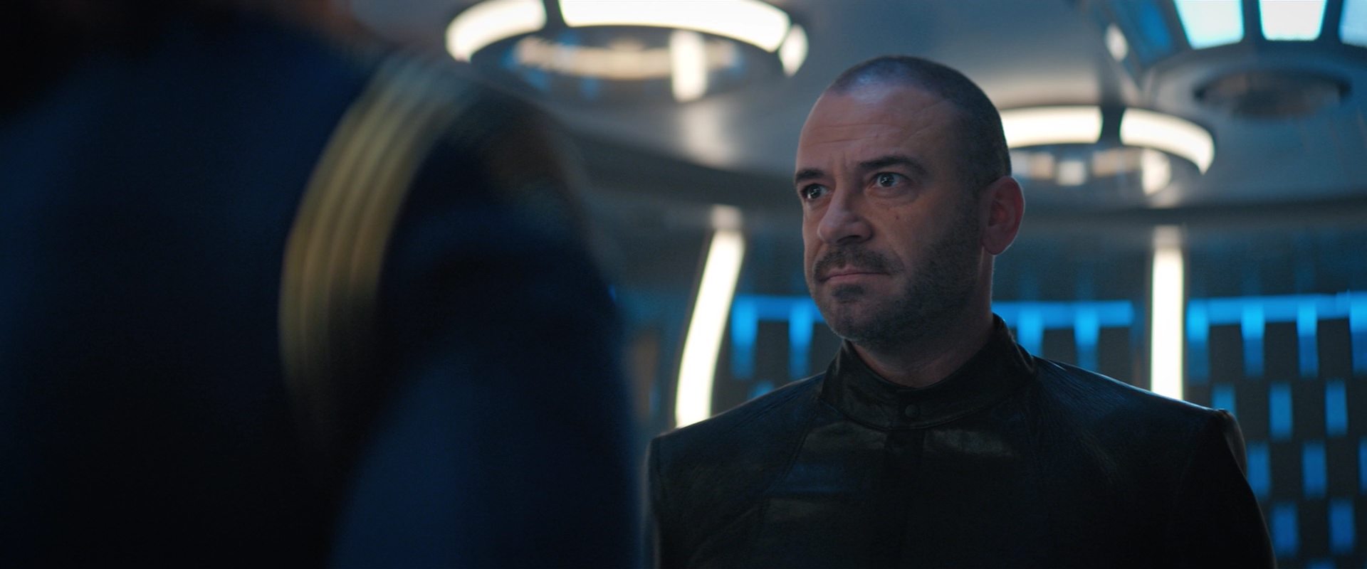 extant_StarTrekDiscovery_2x10-TheRedAngel_01539.jpg