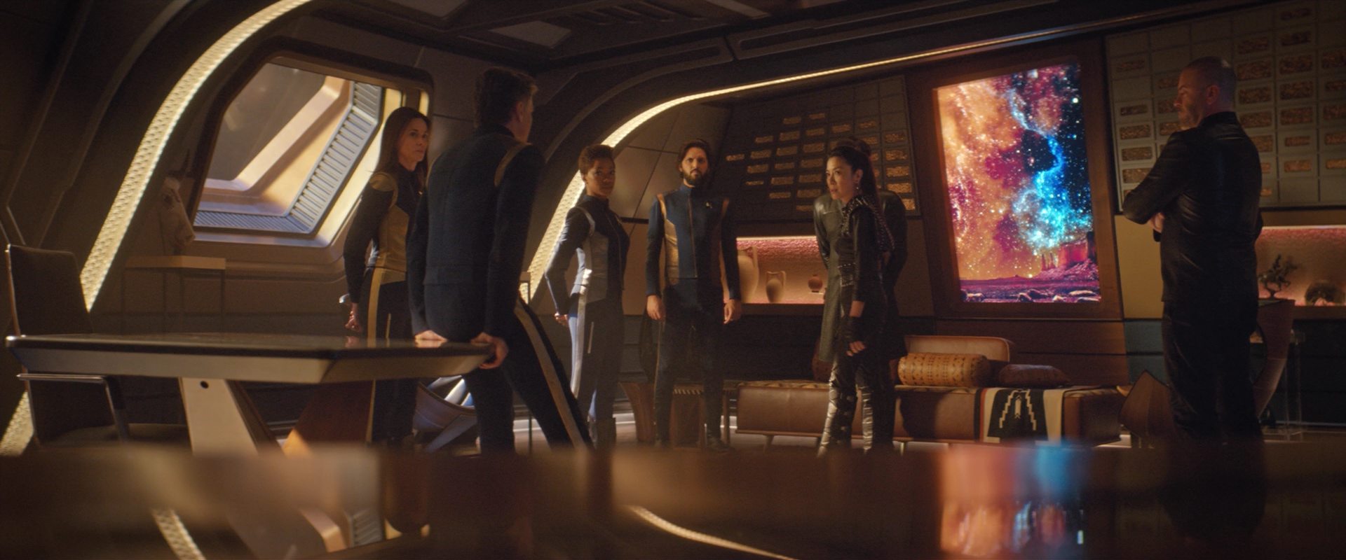 extant_StarTrekDiscovery_2x10-TheRedAngel_01553.jpg