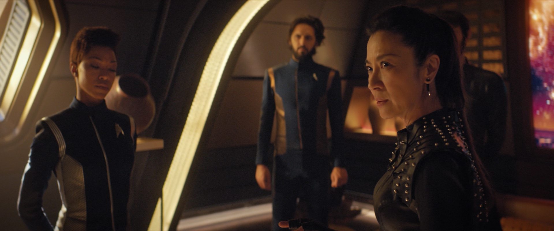 extant_StarTrekDiscovery_2x10-TheRedAngel_01566.jpg