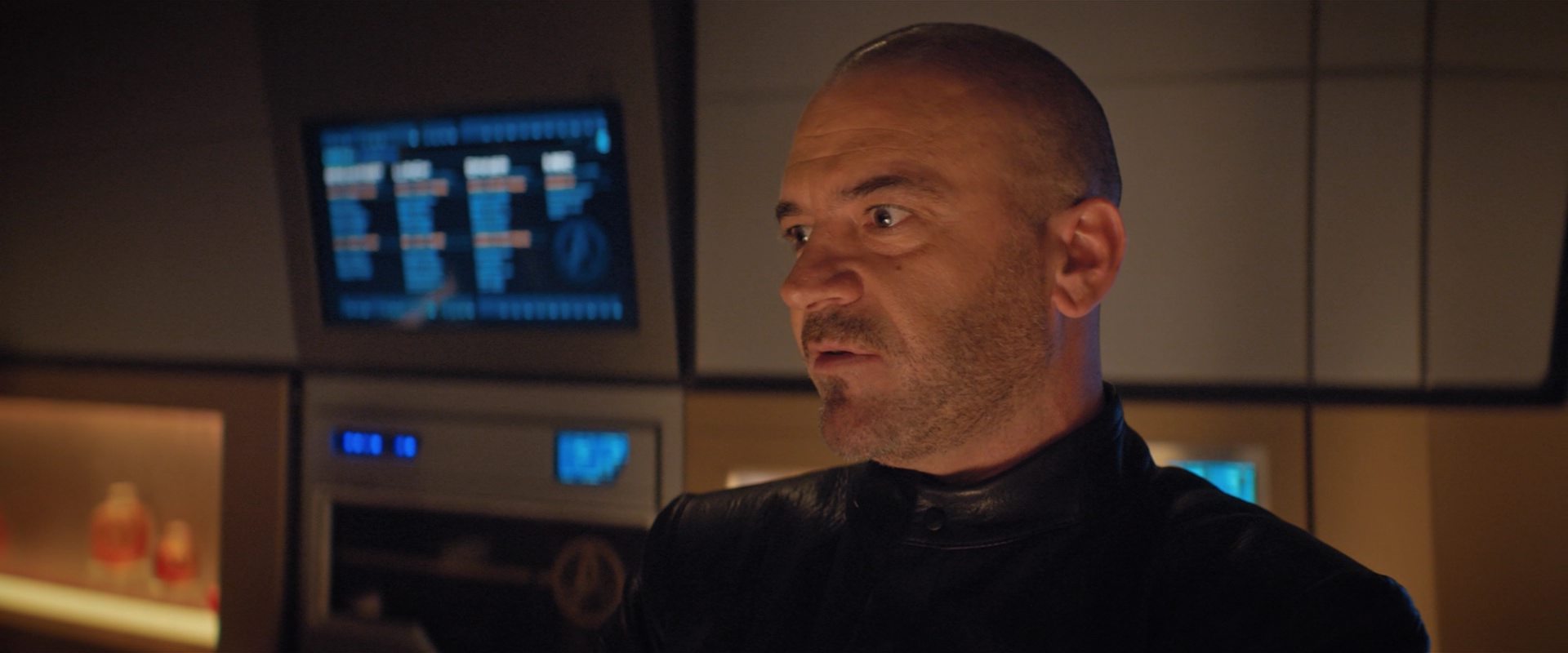 extant_StarTrekDiscovery_2x10-TheRedAngel_01629.jpg