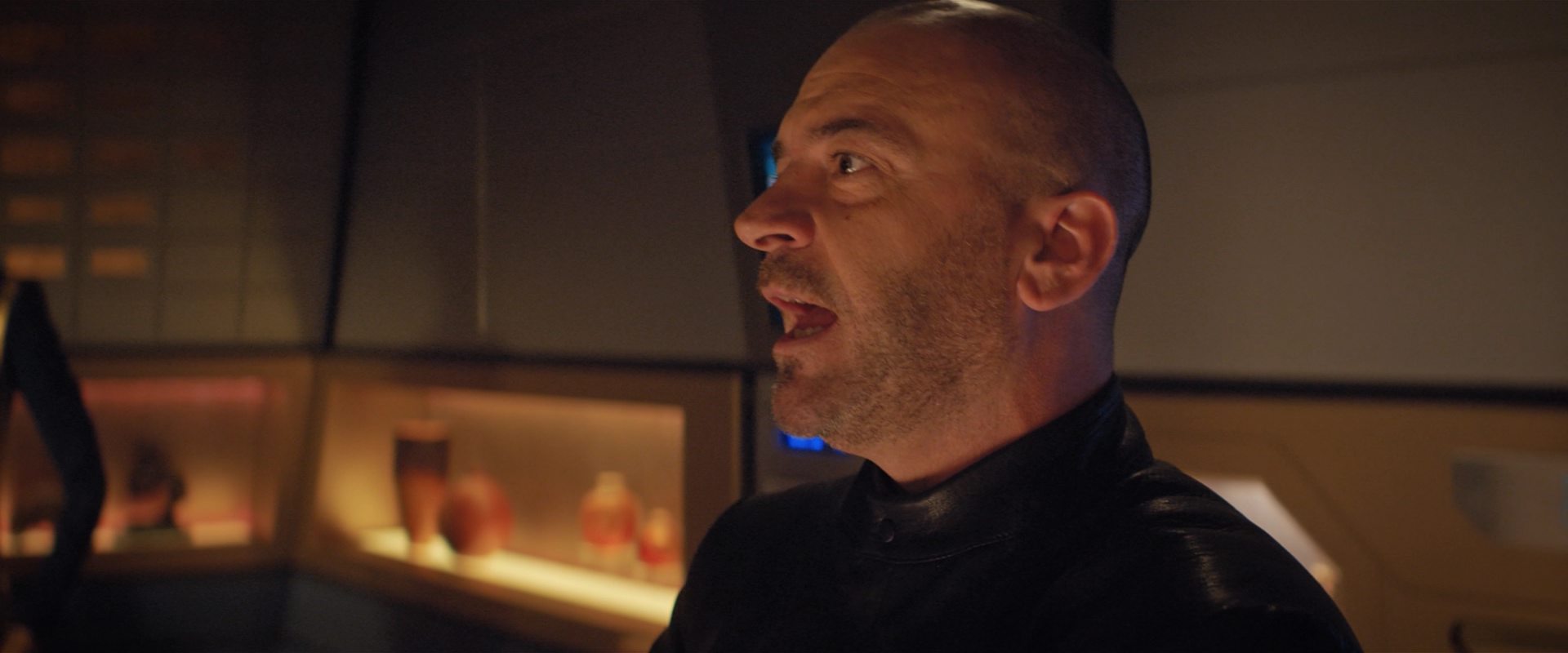 extant_StarTrekDiscovery_2x10-TheRedAngel_01633.jpg
