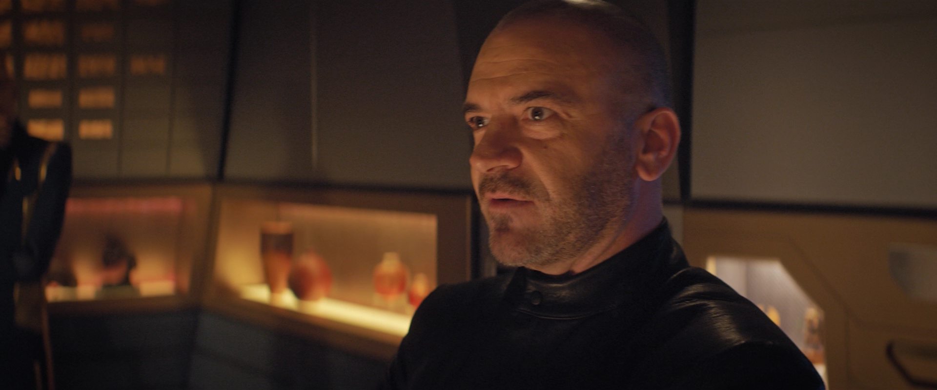extant_StarTrekDiscovery_2x10-TheRedAngel_01711.jpg