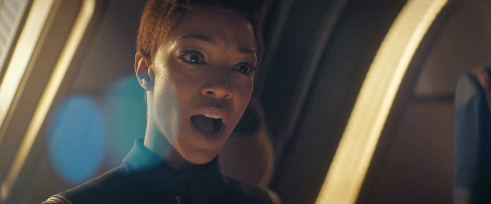 extant_StarTrekDiscovery_2x10-TheRedAngel_01736.jpg