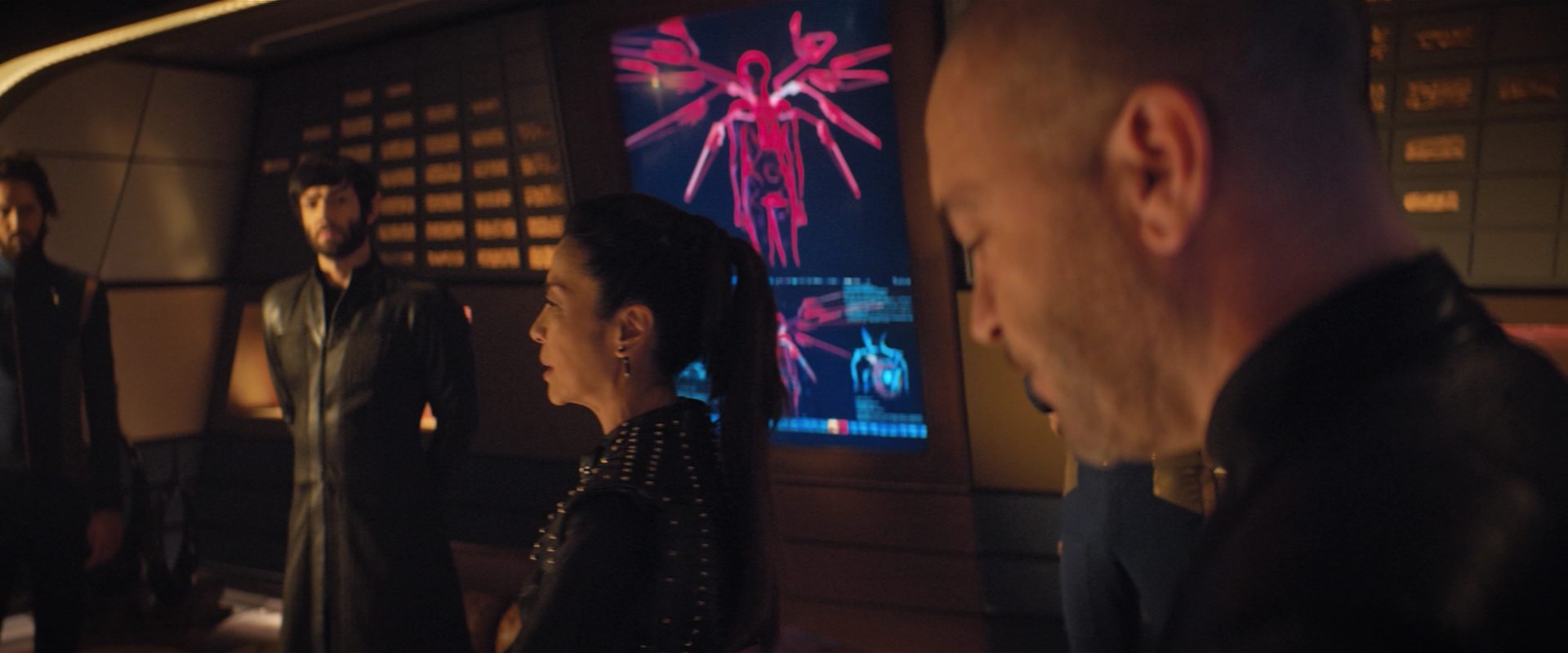 extant_StarTrekDiscovery_2x10-TheRedAngel_01748.jpg