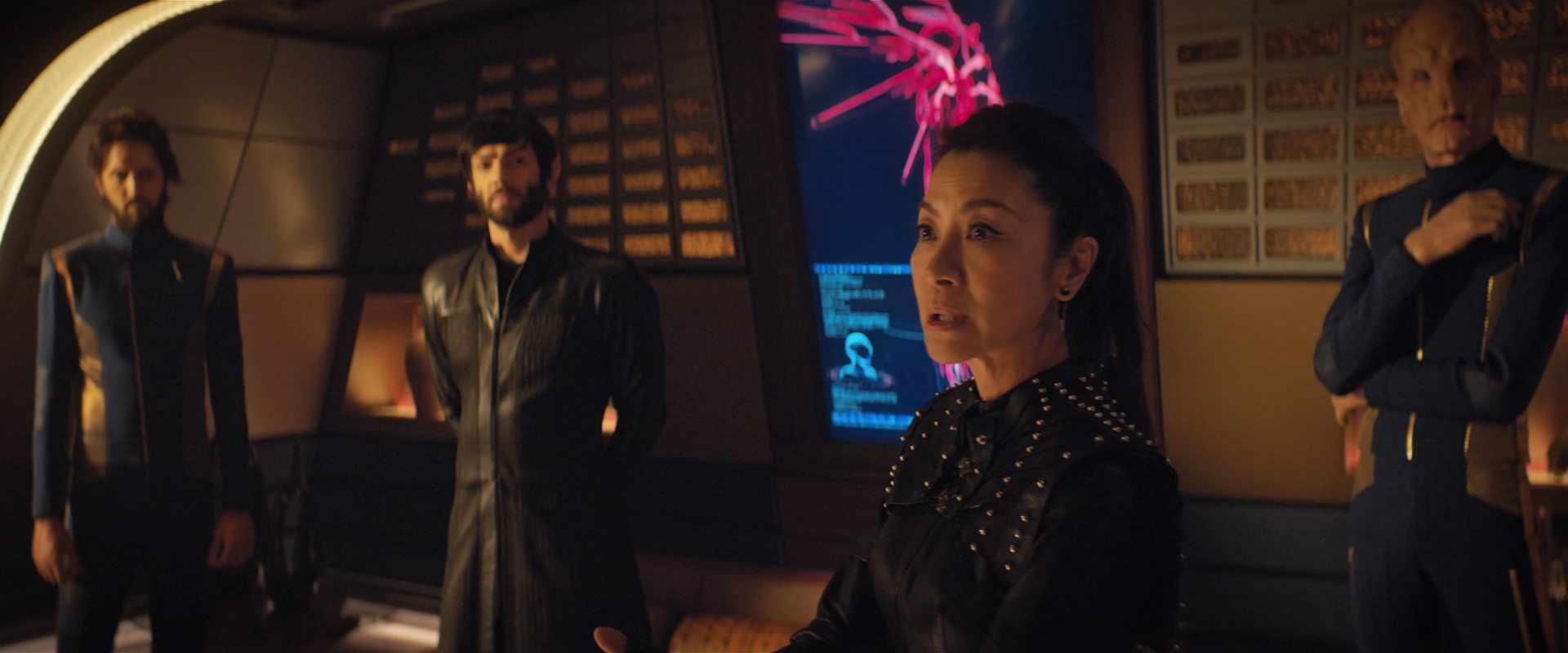 extant_StarTrekDiscovery_2x10-TheRedAngel_01754.jpg